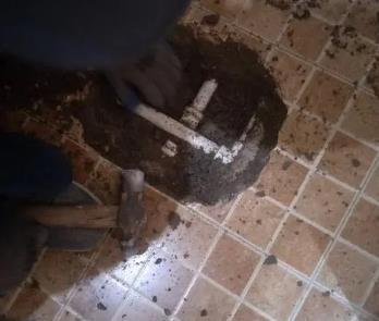 郴州卫生间漏水维修公司为您分享下卫生间渗水如何处理及注意事项